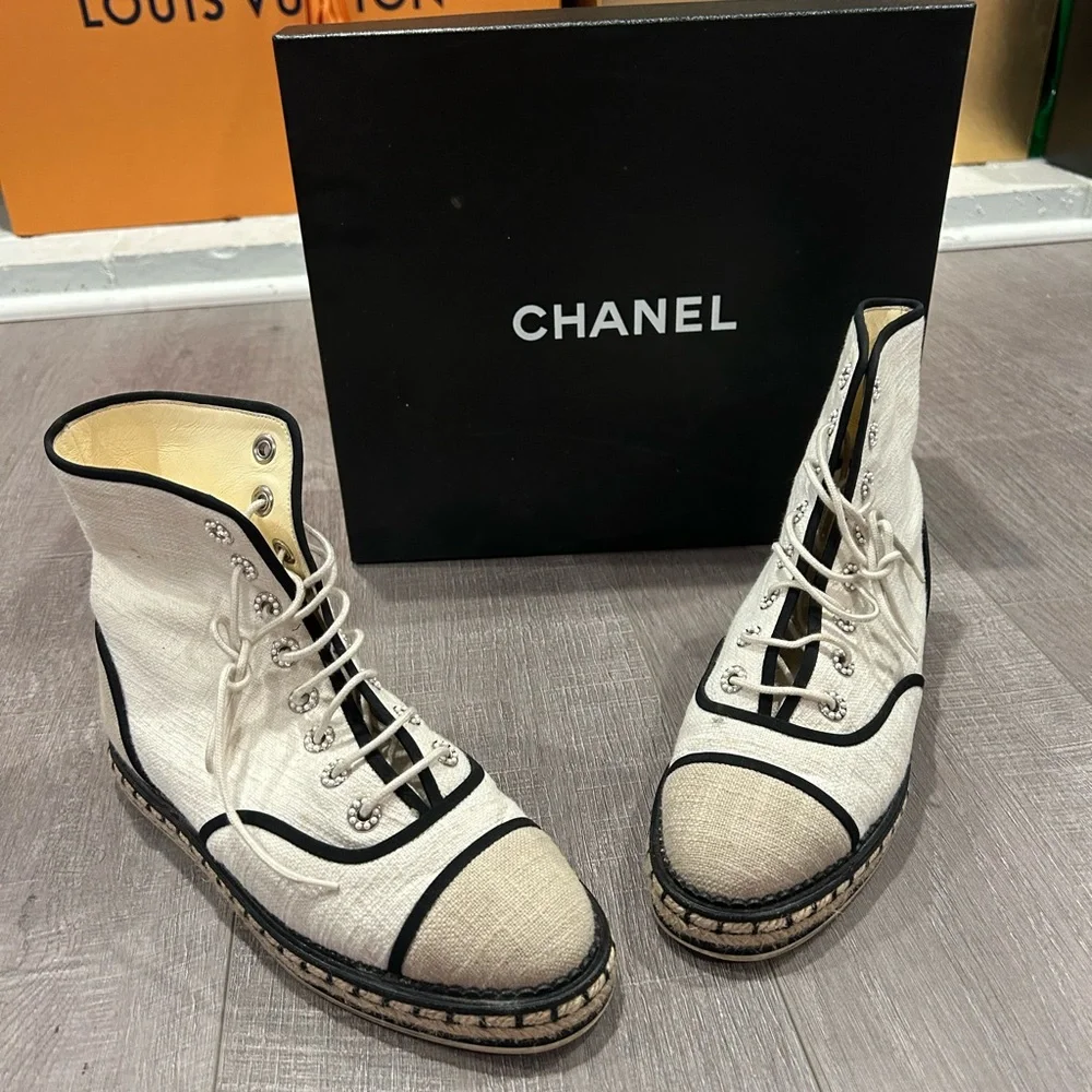 CHANEL White Canvas Lace-Up Ankle Boots with Black Trim